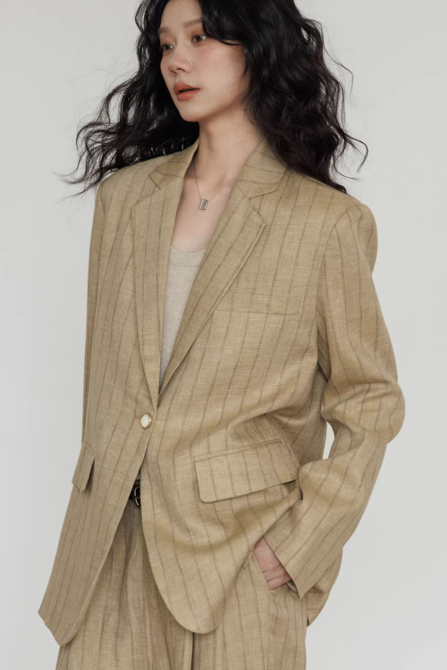 Stripe Design Blazer Jacket / Casual Wide Pants
