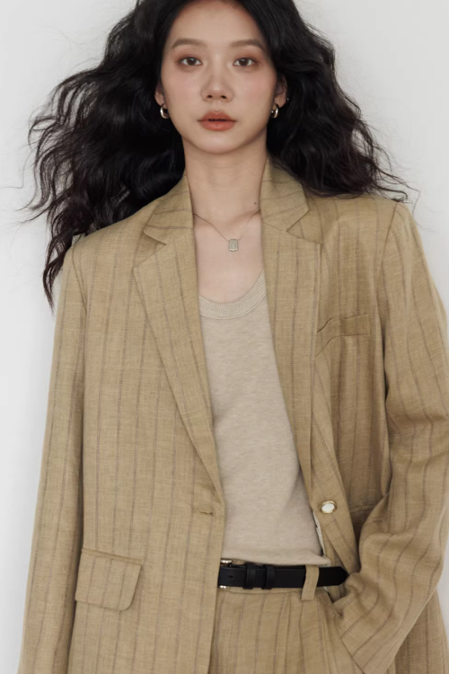 Stripe Design Blazer Jacket / Casual Wide Pants