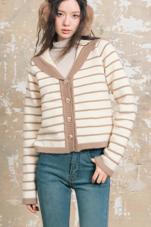 Stripe Retro Collar Knit