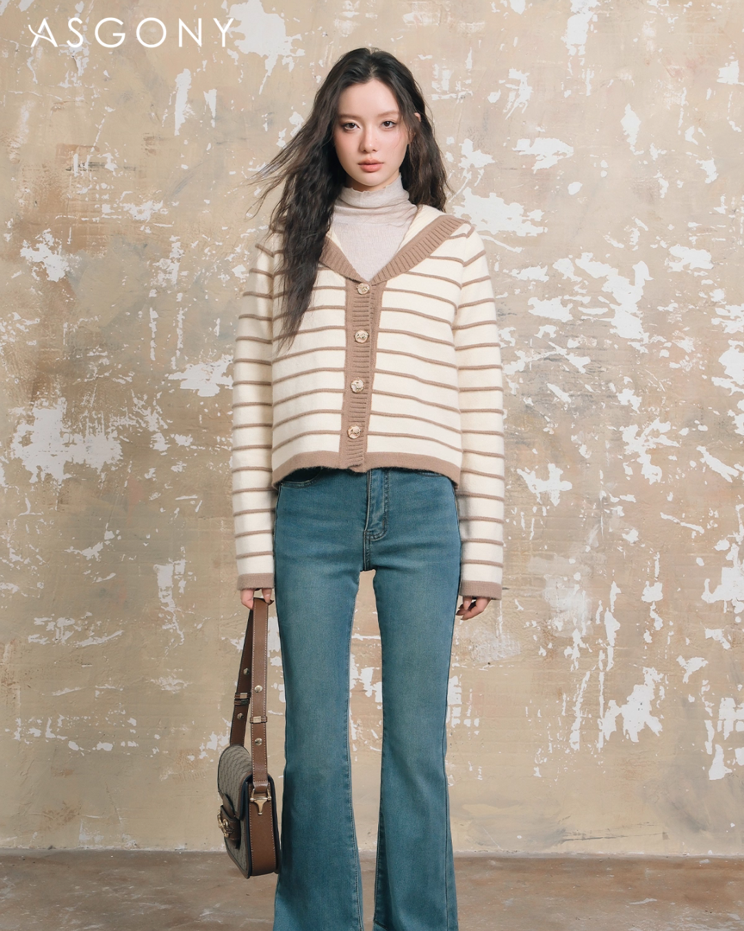 Stripe Retro Collar Knit Stripe Retro Collar Knit