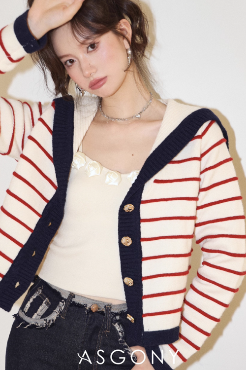 Stripe Retro Collar Knit