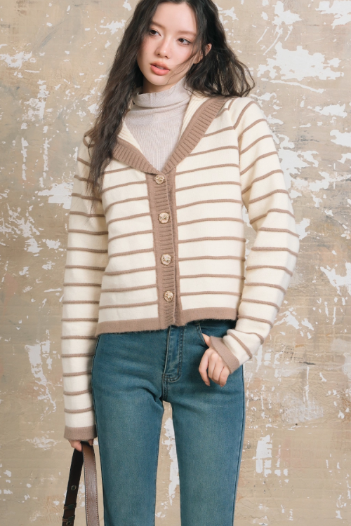 Stripe Retro Collar Knit