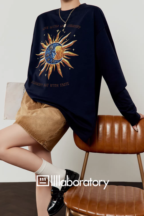 Sun Motif Long T-Shirt / Vintage Mini Skirt