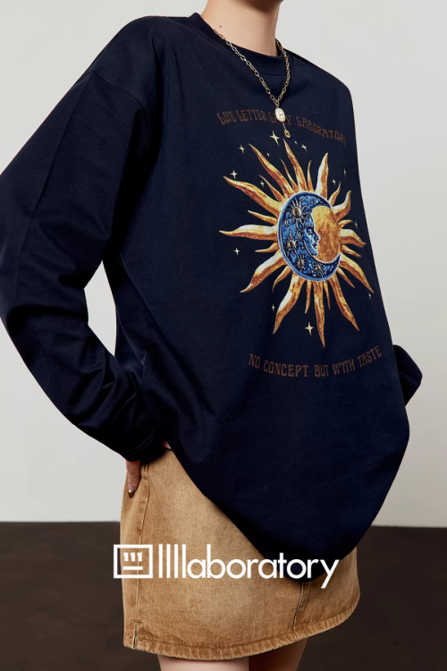 Sun Motif Long T-Shirt / Vintage Mini Skirt