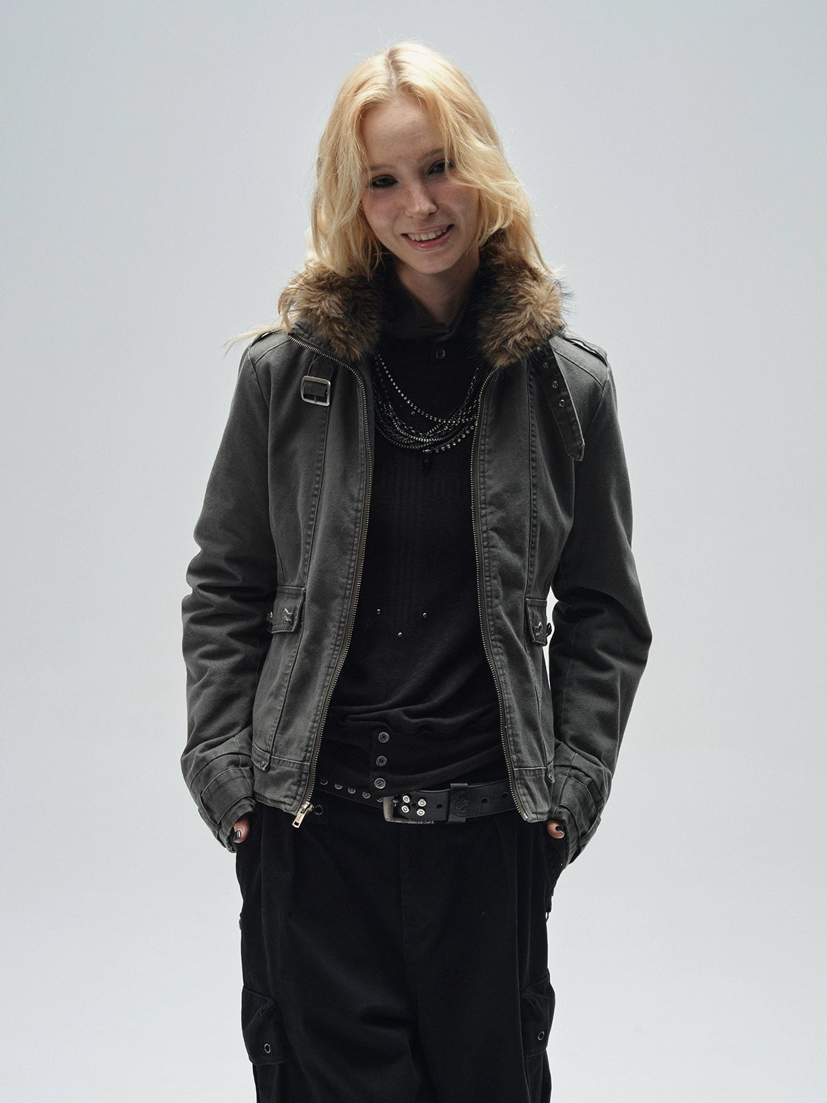 Turtleneck Finger Sleeve T-Shirt Turtleneck Finger Sleeve T-Shirt