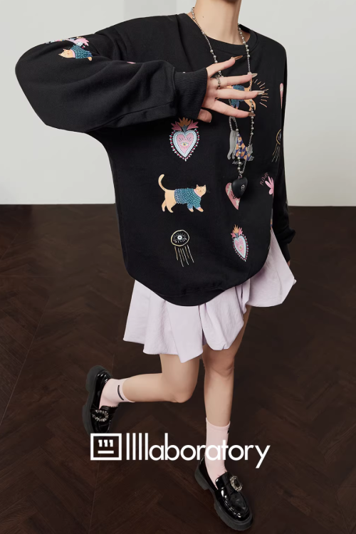 Unique Design Sweatshirt / Balloon Mini Skirt