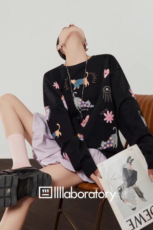 Unique Design Sweatshirt / Balloon Mini Skirt