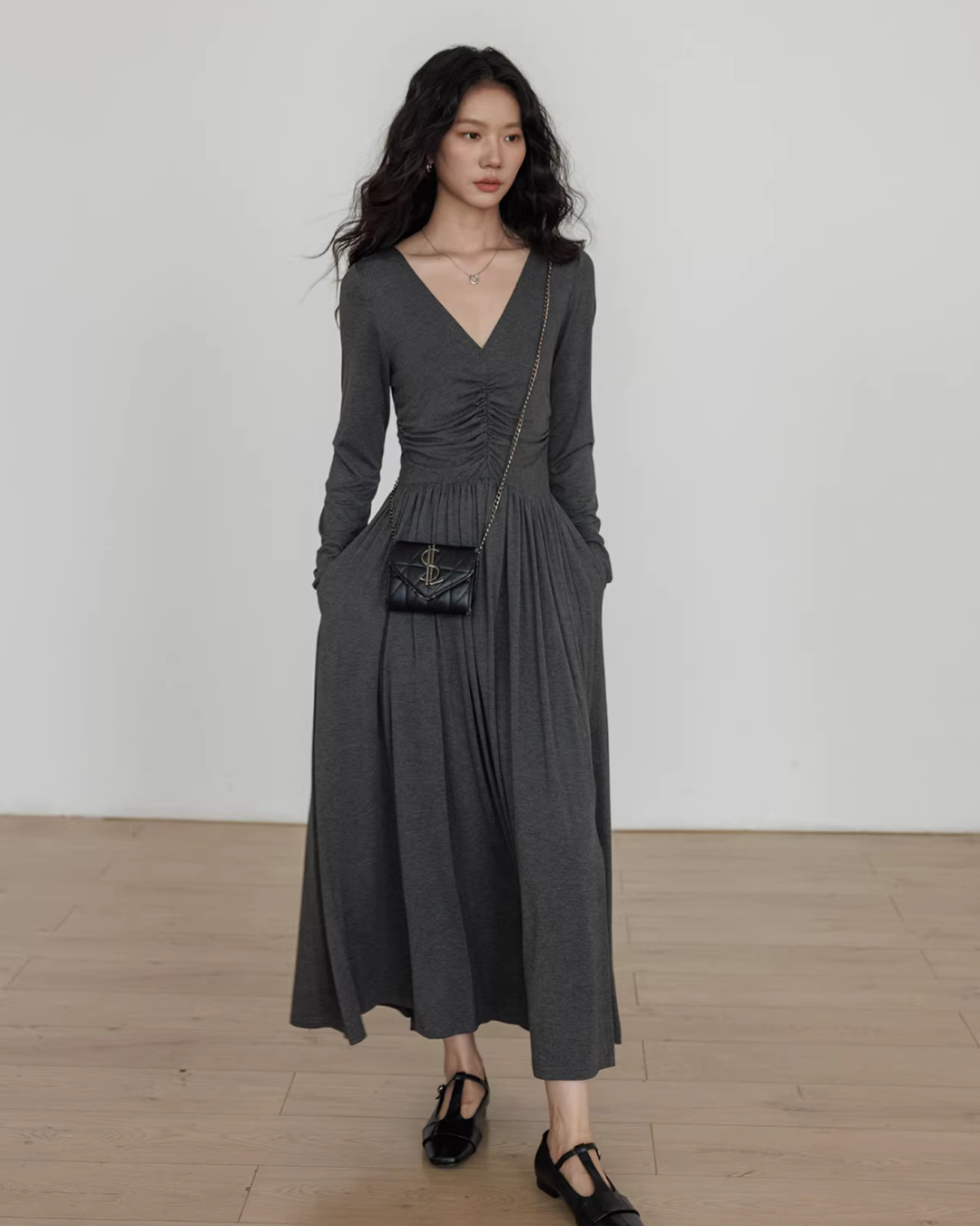 V-neck Flare Dress V-neck Flare Dress