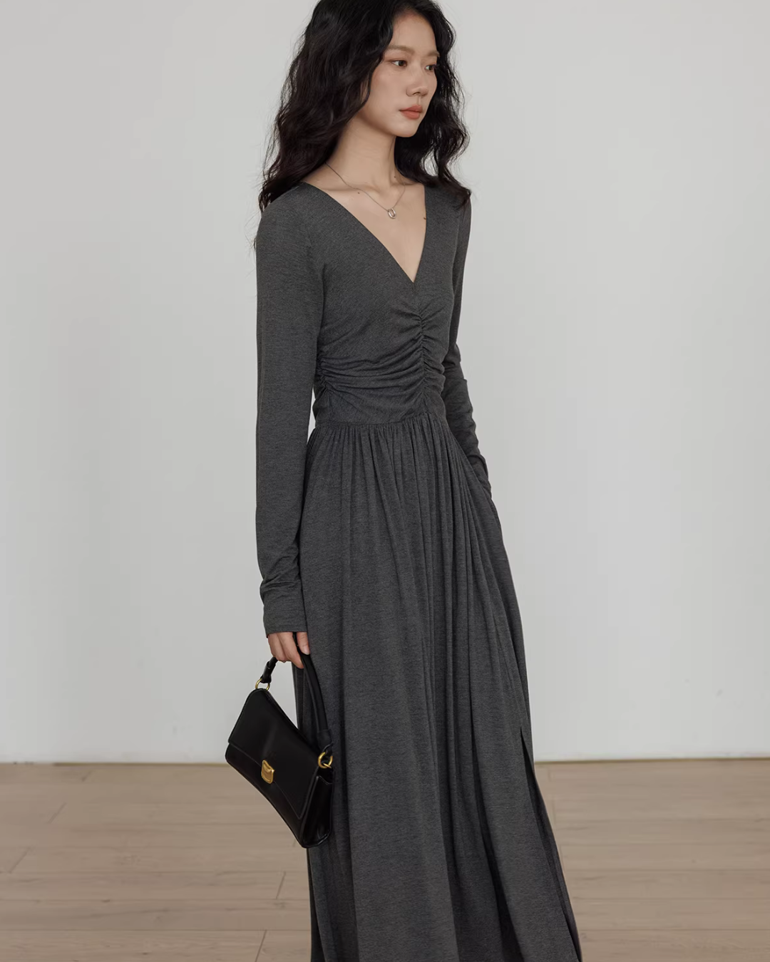 V-neck Flare Dress V-neck Flare Dress