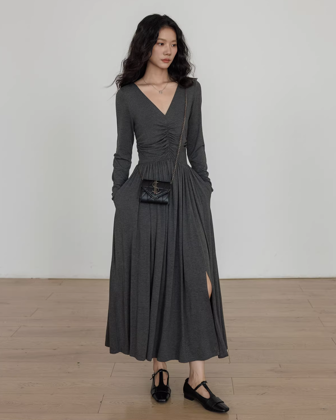 V-neck Flare Dress V-neck Flare Dress