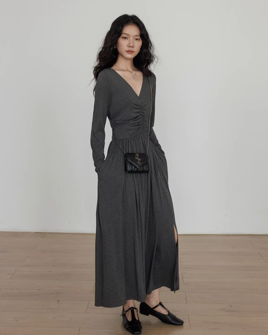 V-neck Flare Dress V-neck Flare Dress