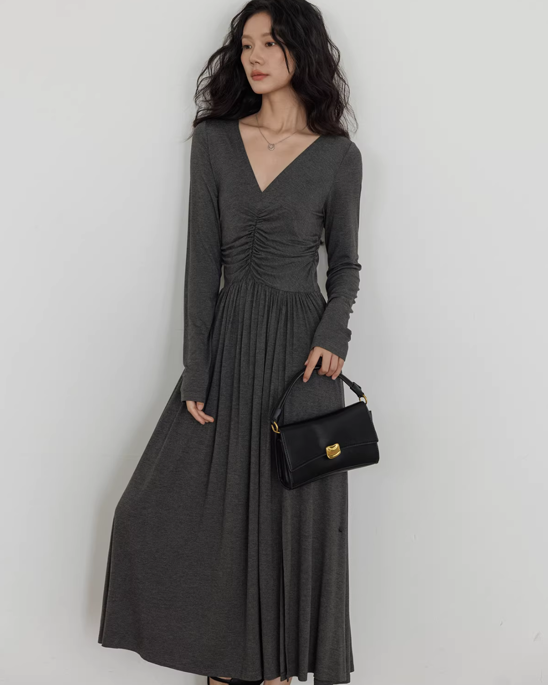 V-neck Flare Dress V-neck Flare Dress