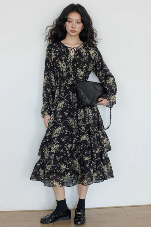 V-Neck Floral Vintage Dress