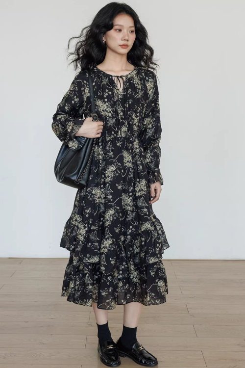 V-Neck Floral Vintage Dress