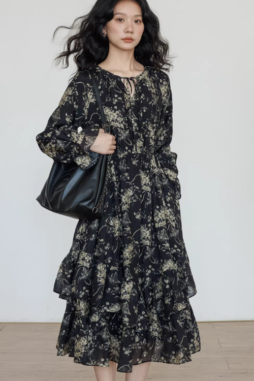 V-Neck Floral Vintage Dress