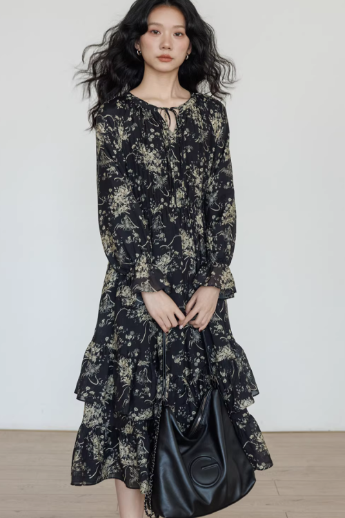 V-Neck Floral Vintage Dress