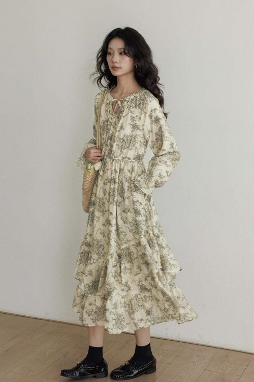 V-Neck Floral Vintage Dress