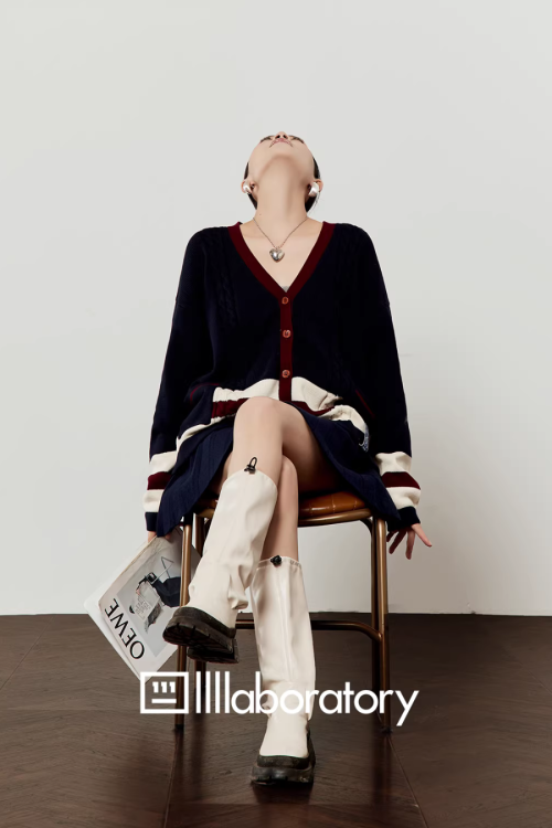 V-Neck Knit Cardigan / A-Line Mini Skirt