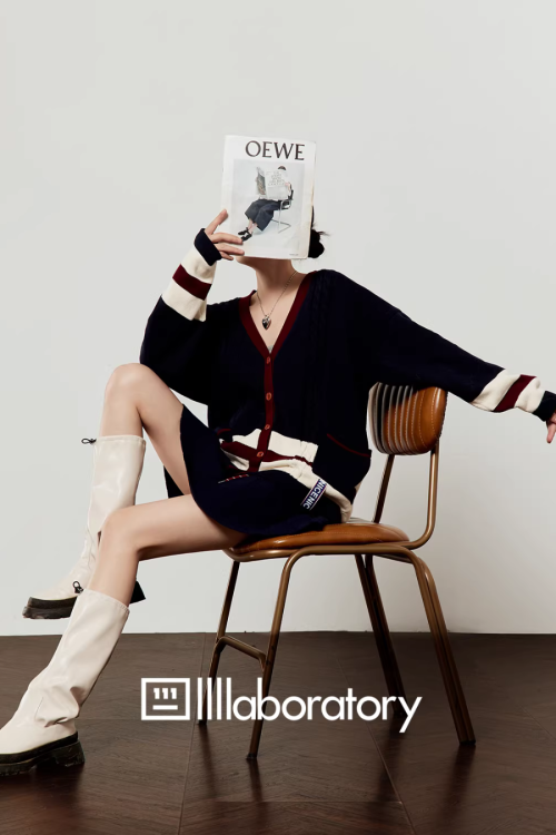 V-Neck Knit Cardigan / A-Line Mini Skirt