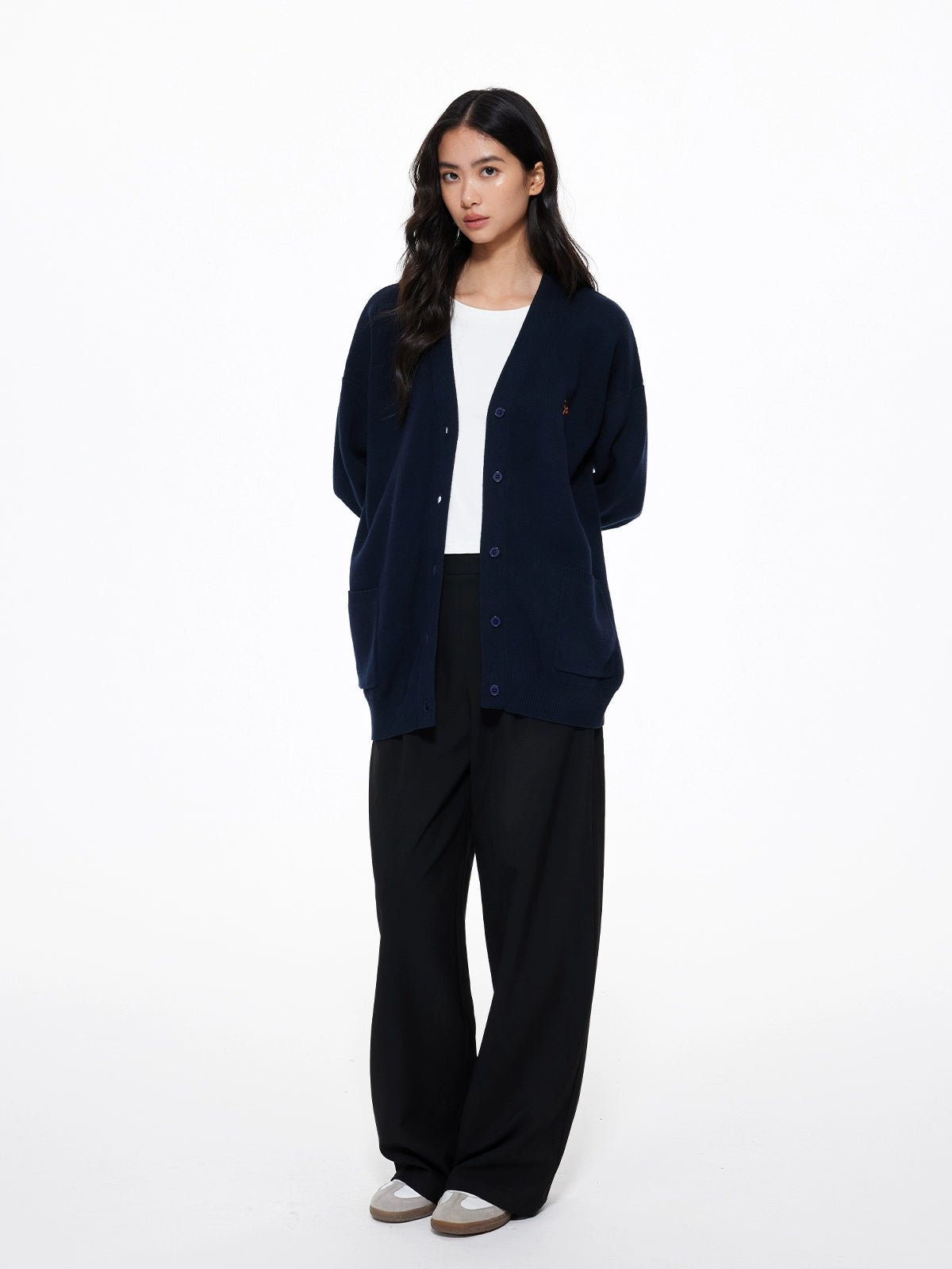 V-Neck Knit Cardigan V-Neck Knit Cardigan