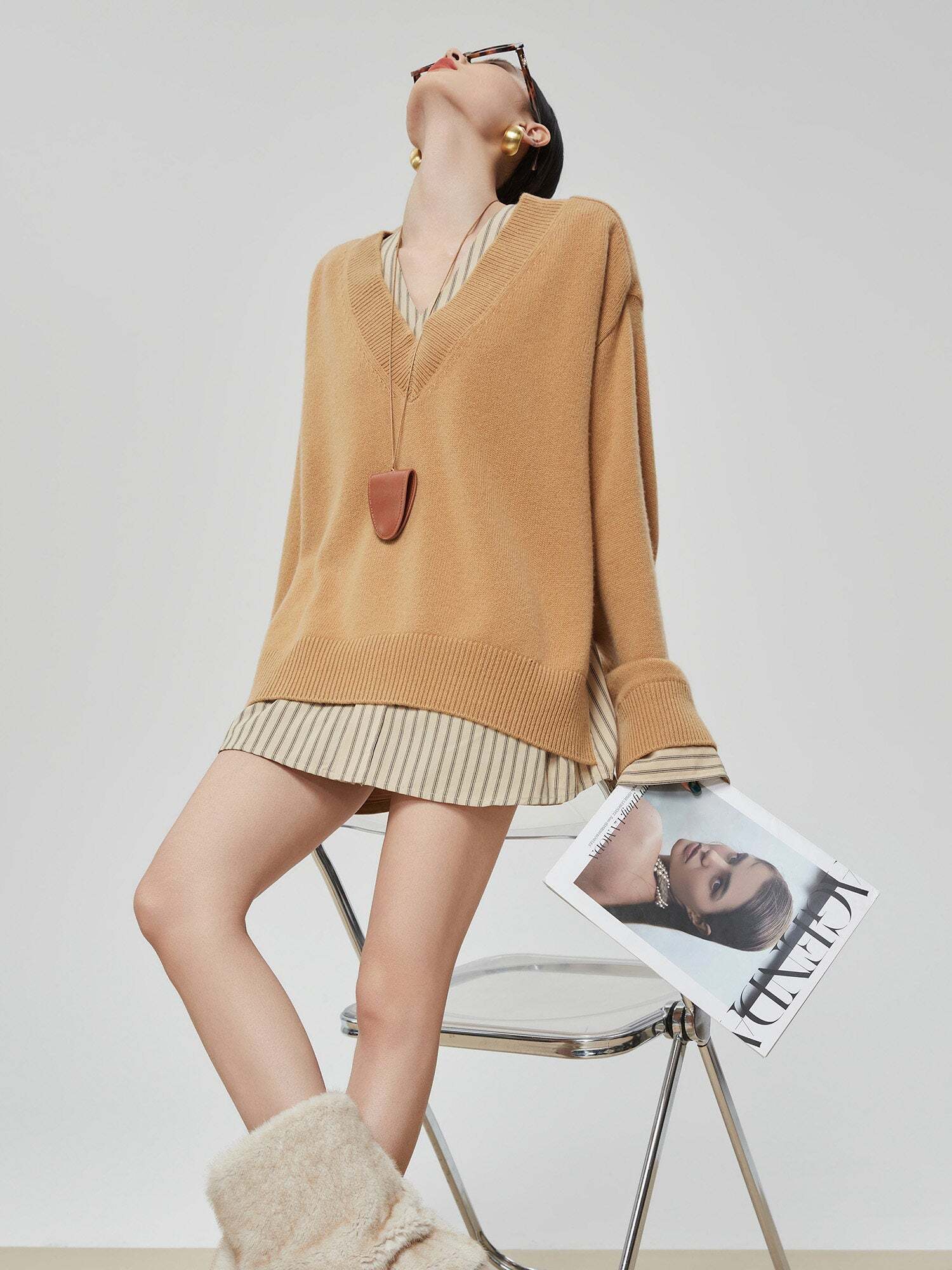 V-Neck Long Sleeve Knit Docking Shirt V-Neck Long Sleeve Knit Docking Shirt