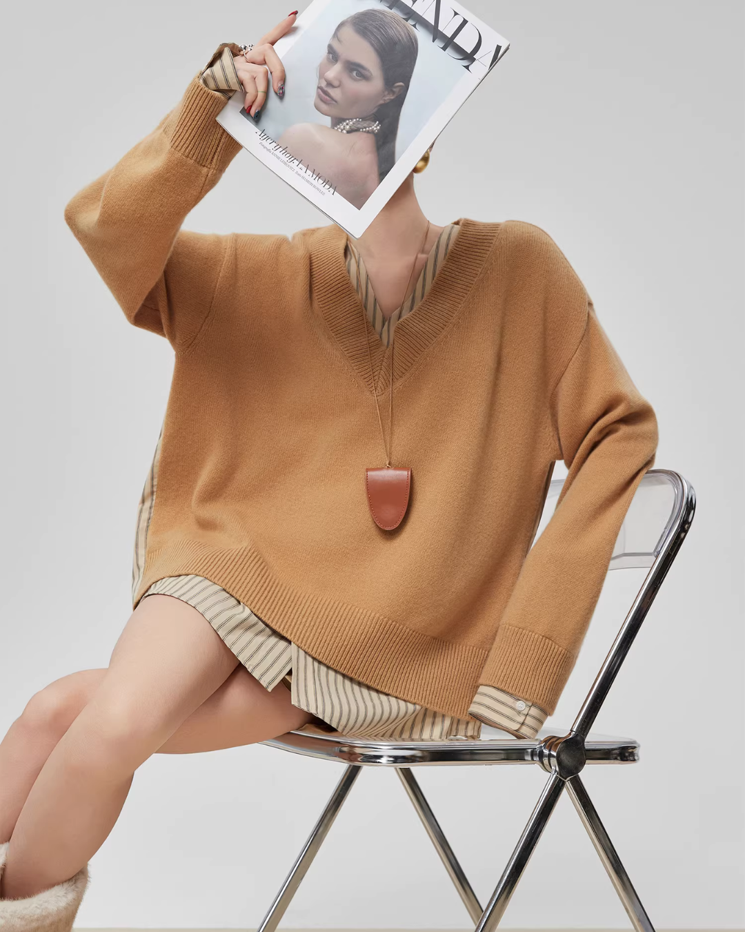 V-Neck Long Sleeve Knit Docking Shirt V-Neck Long Sleeve Knit Docking Shirt