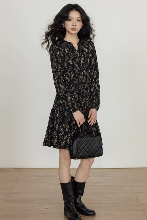 V-Neck Printed Waist Dress