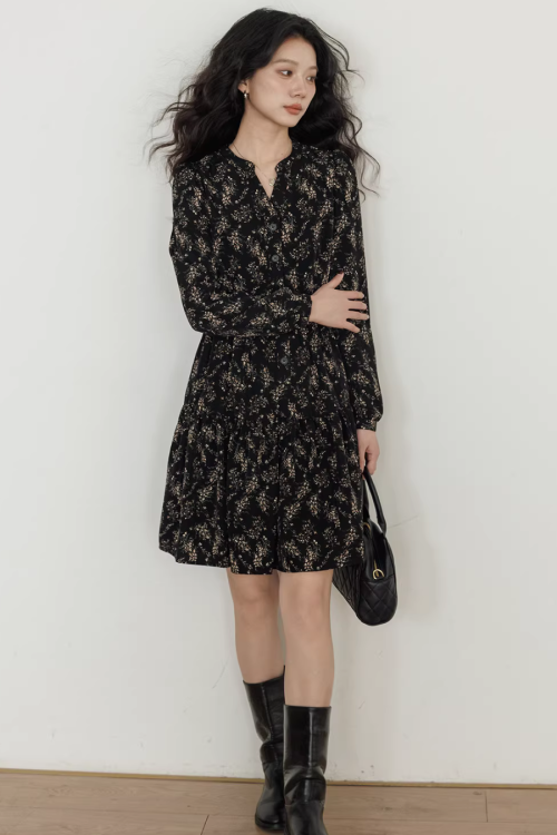 V-Neck Printed Waist Dress