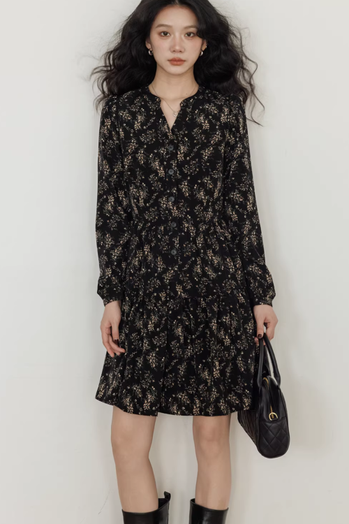 V-Neck Printed Waist Dress