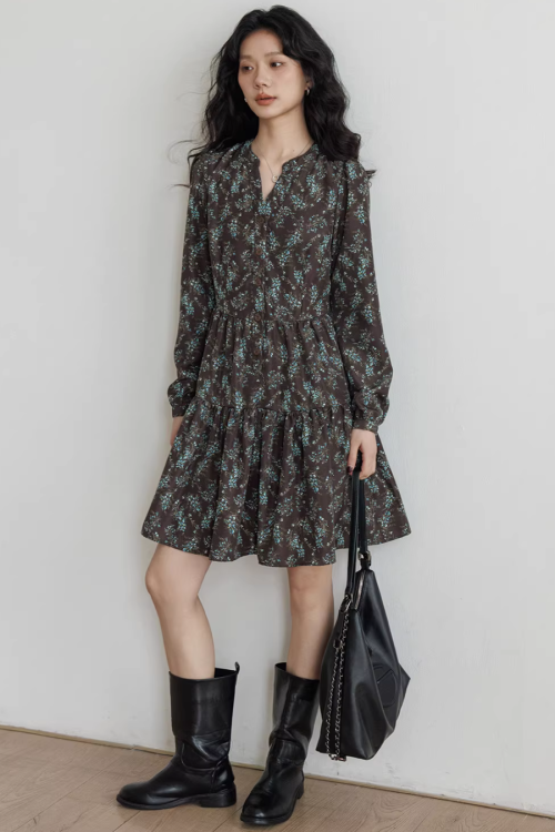 V-Neck Printed Waist Dress