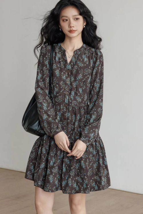 V-Neck Printed Waist Dress