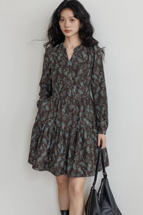 V-Neck Printed Waist Dress