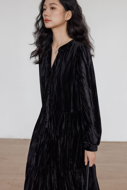 V-Neck Velvet Long Dress