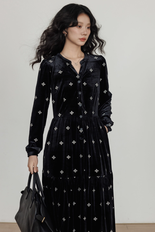 V-Neck Velvet Long Dress