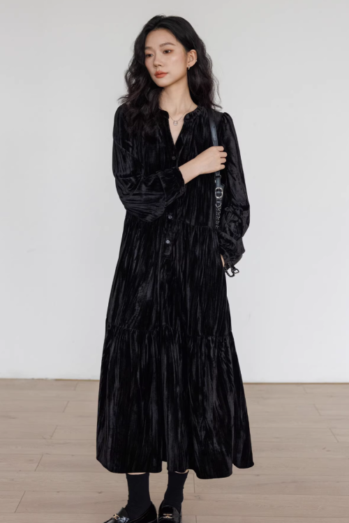 V-Neck Velvet Long Dress