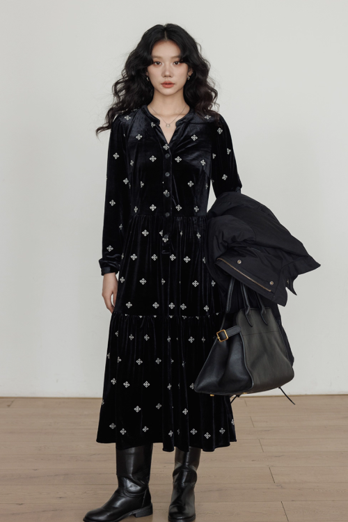 V-Neck Velvet Long Dress