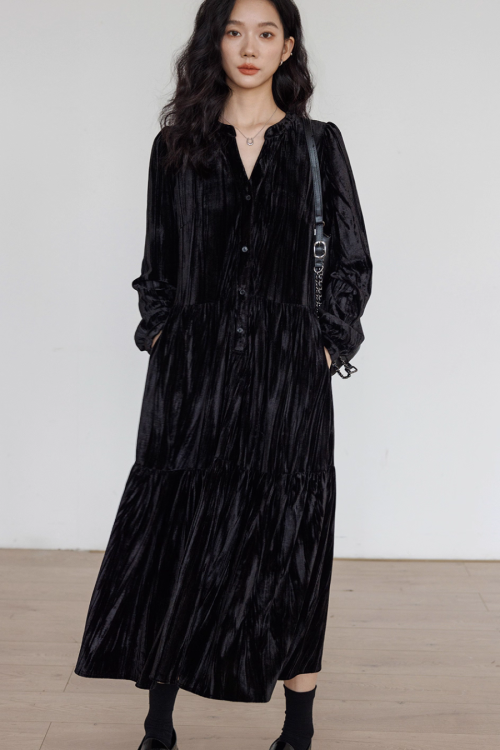 V-Neck Velvet Long Dress