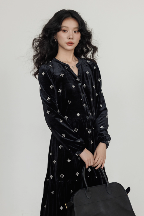 V-Neck Velvet Long Dress