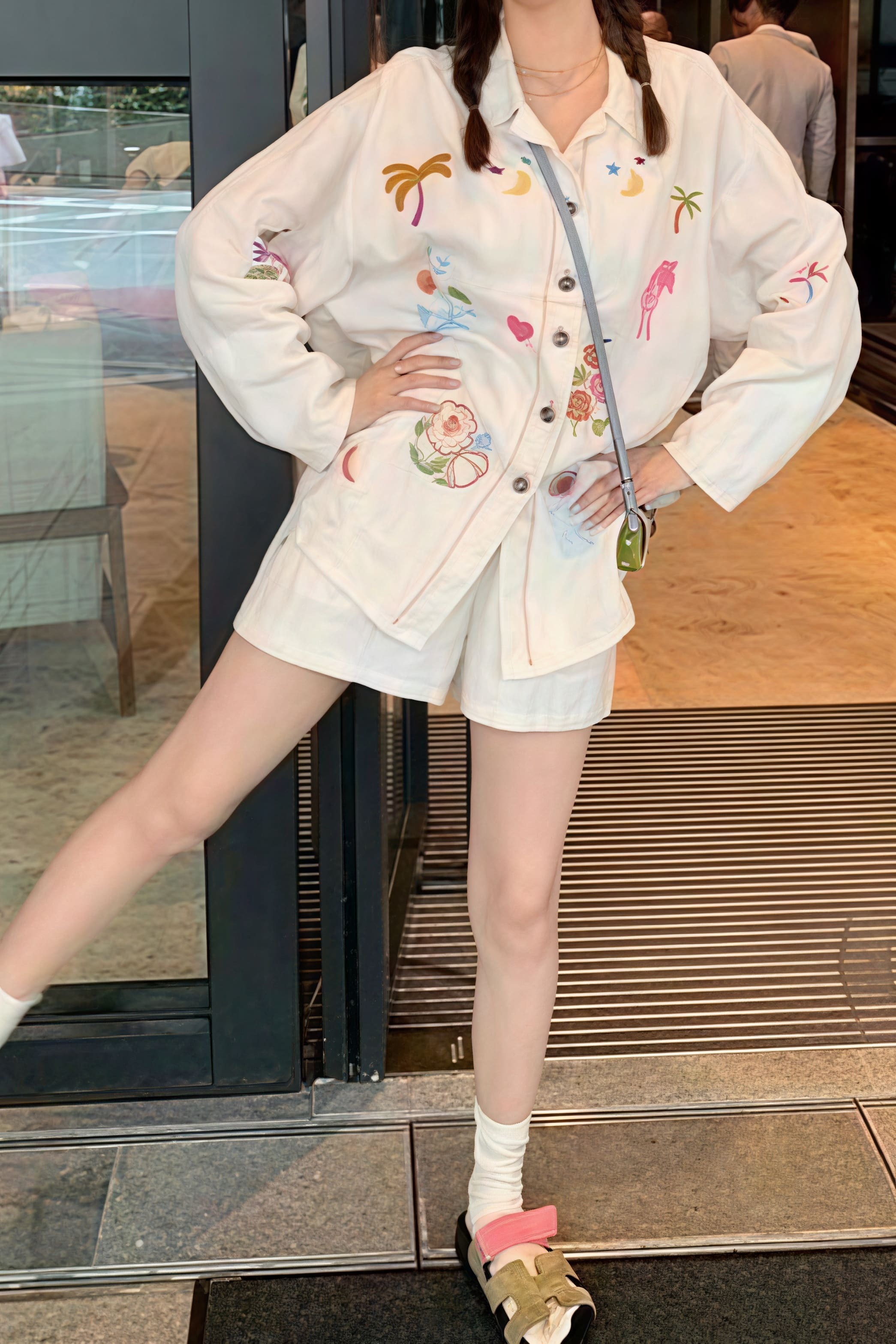 Vibrant Heavy Embroidery Linen Blouse Vibrant Heavy Embroidery Linen Blouse