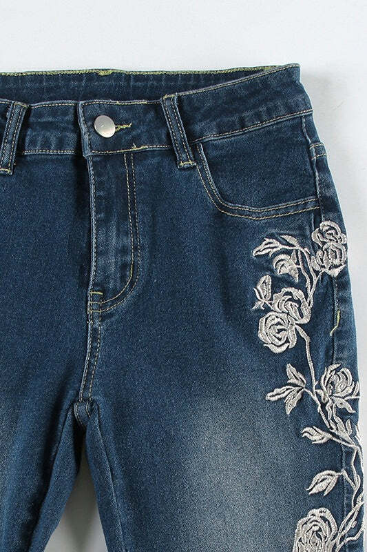 Vintage Gradient Rose Embroidery Bootcut Jeans Vintage Gradient Rose Embroidery Bootcut Jeans