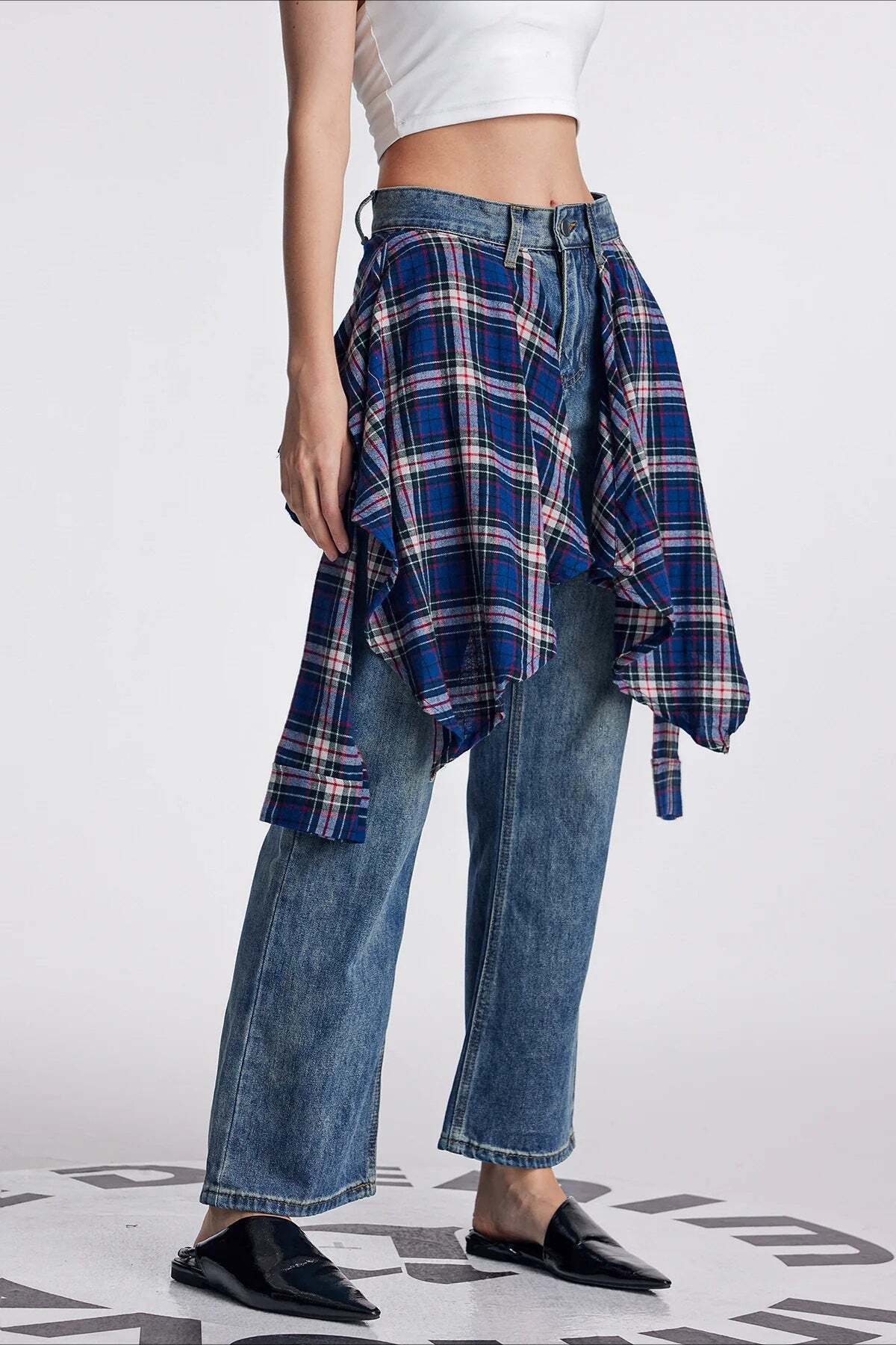 Vintage Plaid Patchwork Washed Micro-Flare Jeans Vintage Plaid Patchwork Washed Micro-Flare Jeans