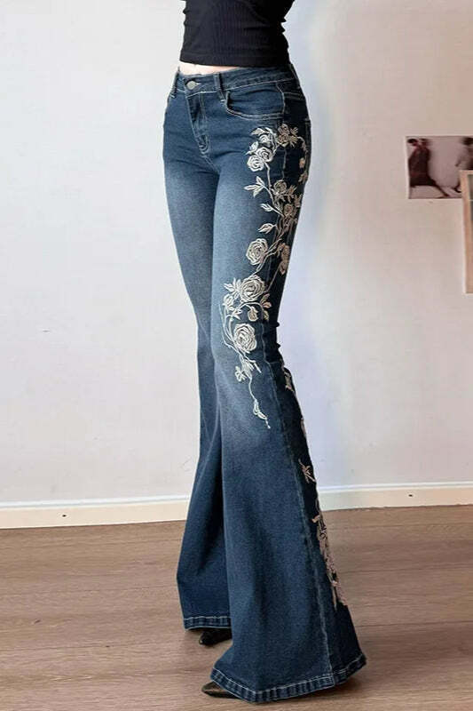Vintage Plant Embroidered Bootcut Jeans Vintage Plant Embroidered Bootcut Jeans