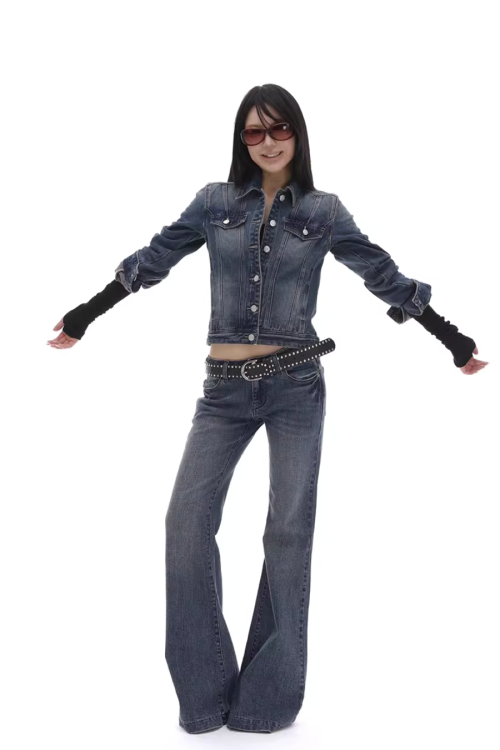 Washed Short Denim Jacket / Flare Slim Jeans