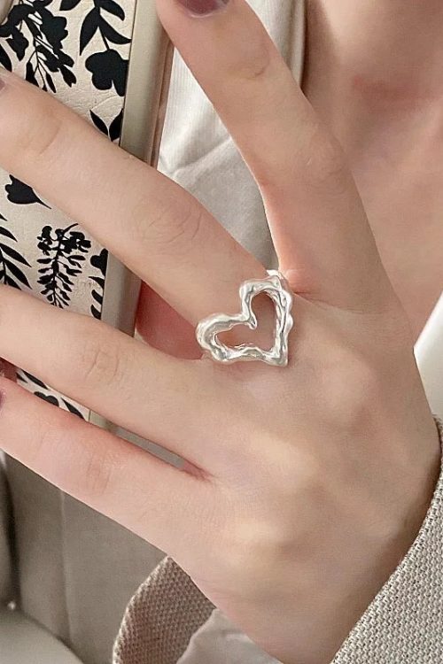 Wavy Heart Silver Ring