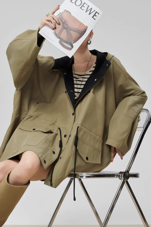 Wind Hooded Trench Coat / High-Waist Shorts