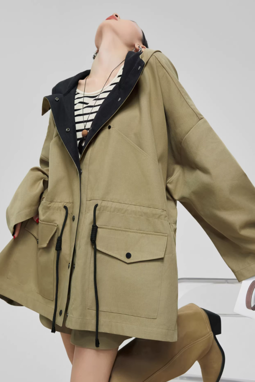 Wind Hooded Trench Coat / High-Waist Shorts