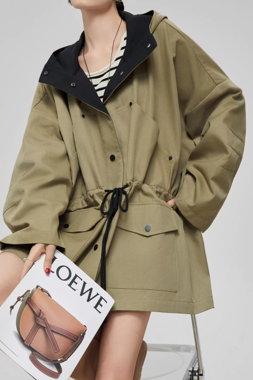 Wind Hooded Trench Coat / High-Waist Shorts