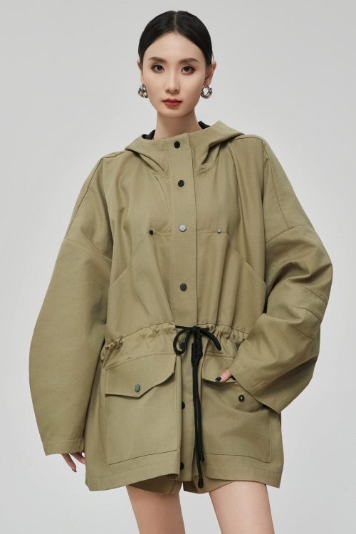 Wind Hooded Trench Coat / High-Waist Shorts