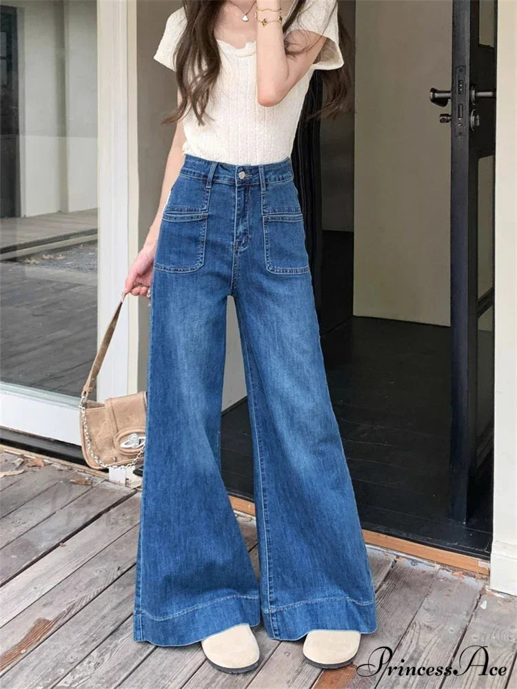 Women's Vintage Style Micro Flared Street Girl Bottoms High Waisted Pant Female Fashion Blue Denim Wide Leg Jeans Women's Vintage Style Micro Flared Street Girl Bottoms High Waisted Pant Female Fashion Blue Denim Wide Leg Jeans