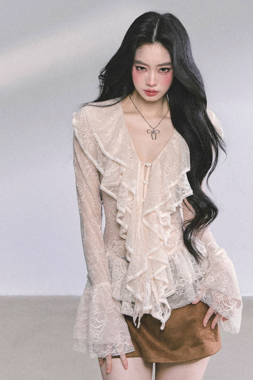 Wool Blazer Jacket / Mini Skirt / Frill Lace Blouse